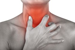Ком в горле  при остеохондрозе шеи — причины и лечение