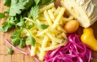 Квашеная капуста и метаболизм костной ткани: как хрустящая заготовка может поддержать кости